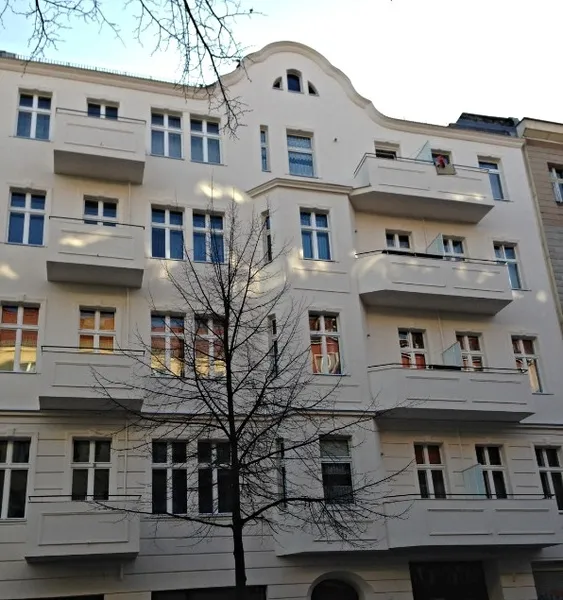 Tolle 2-Zimmer Dachgeschosswohnung, Küche, Fußbodenheizung — photo 1